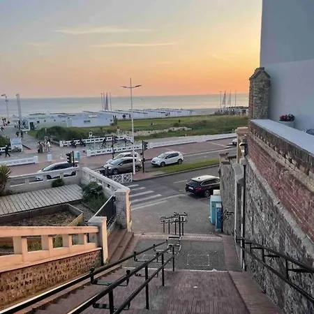 De Paix A 300m De La Lägenhet