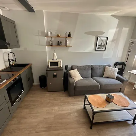 De Paix A 300m De La Lägenhet