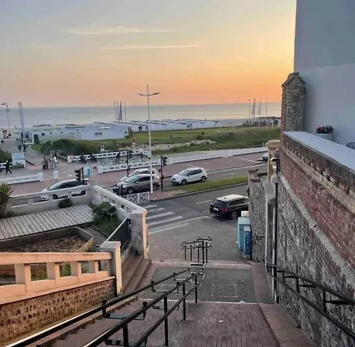 De Paix A 300m De La アパート